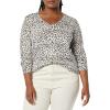 imageAmazon Essentials Womens ClassicFit Lightweight LongSleeve VNeck Sweater Available in Plus SizeWhite Cheetah