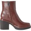 imageAmazon Essentials Womens Platform Ankle BootieBlack Oxblood