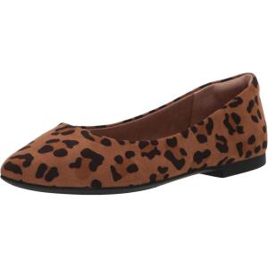 imageAmazon Essentials Womens PointedToe Ballet FlatsBrown Leopard