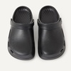 image:imageAmazon Essentials Unisex Adults Lightweight EVA Garden Clogs for Men and WomenBlack