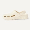image:imageAmazon Essentials Unisex Adults Lightweight EVA Garden Clogs for Men and WomenEcru