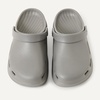 image:imageAmazon Essentials Unisex Adults Lightweight EVA Garden Clogs for Men and WomenGrey