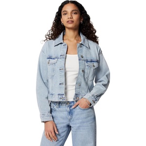 image:imageAmazon Essentials Womens Low Stretch RelaxedFit Cropped Denim JacketClassic Light Wash